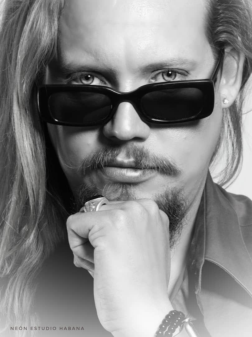 Alejandro Valdés y Palo de Agua — foto 3